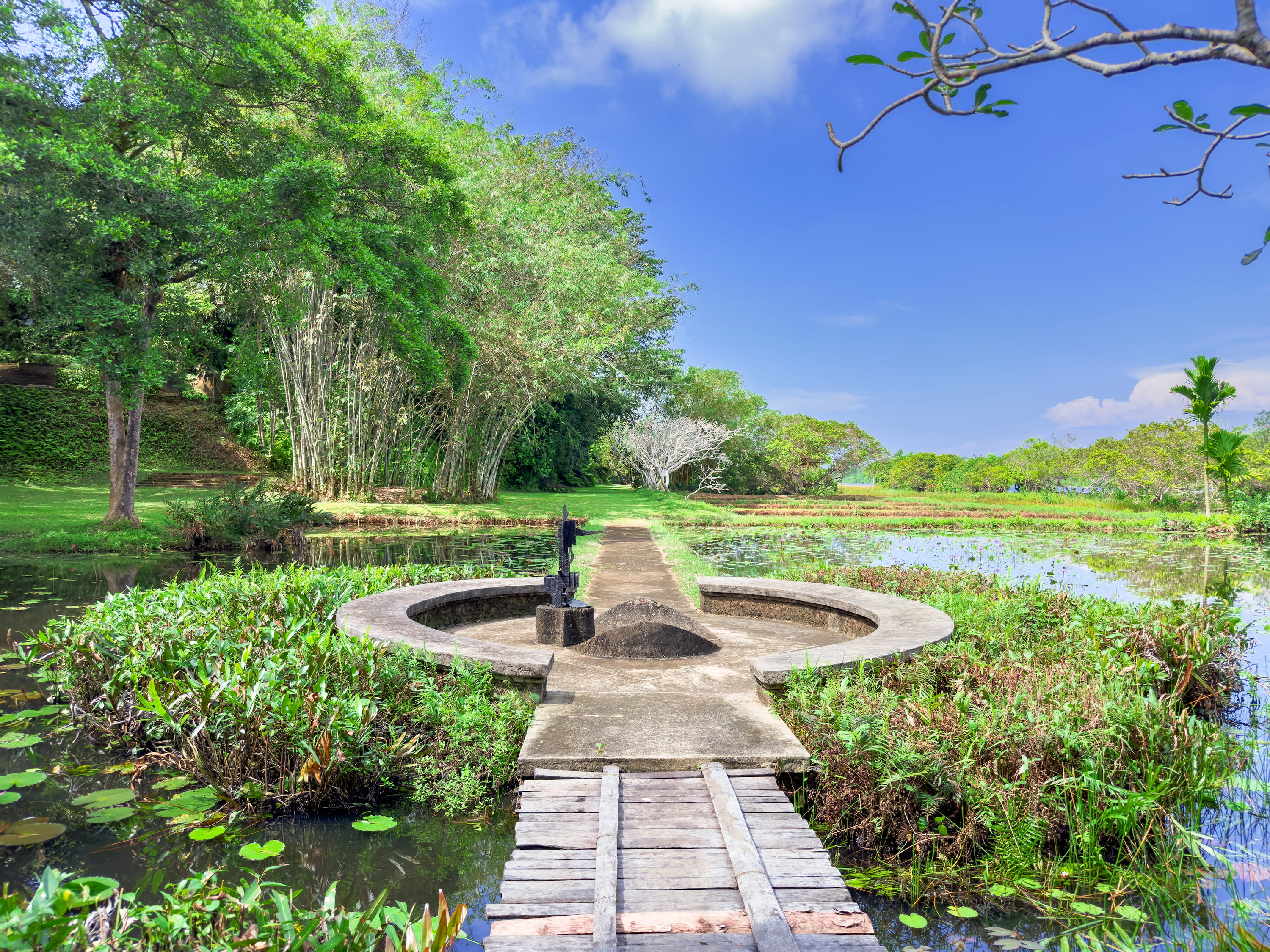 Lunuganga garden path designed by Geoffrey Bawa