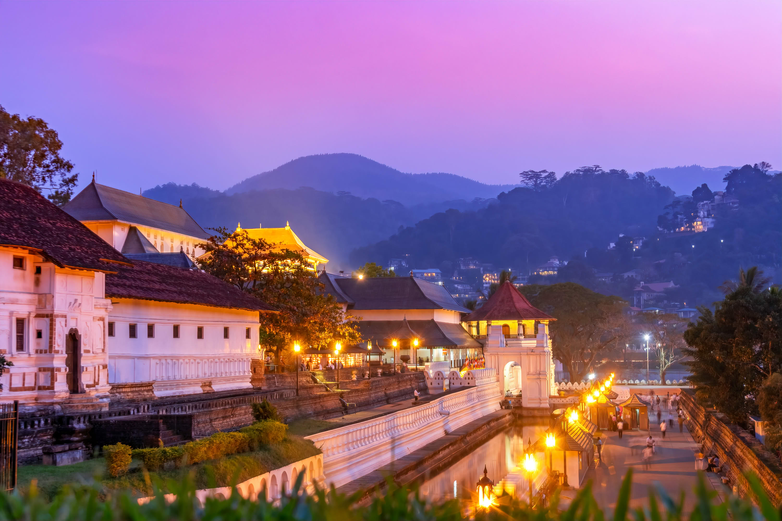 Temple of the Tooth illuminated at night